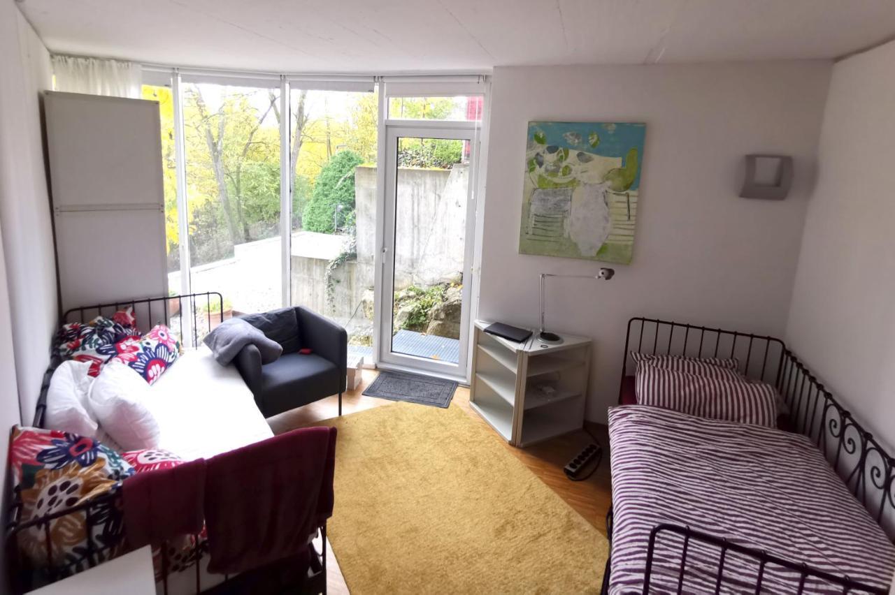Ferienwohnung Im Turm Bellevue Mit 3 Schlafzimmern Sachsenheim Exterior foto